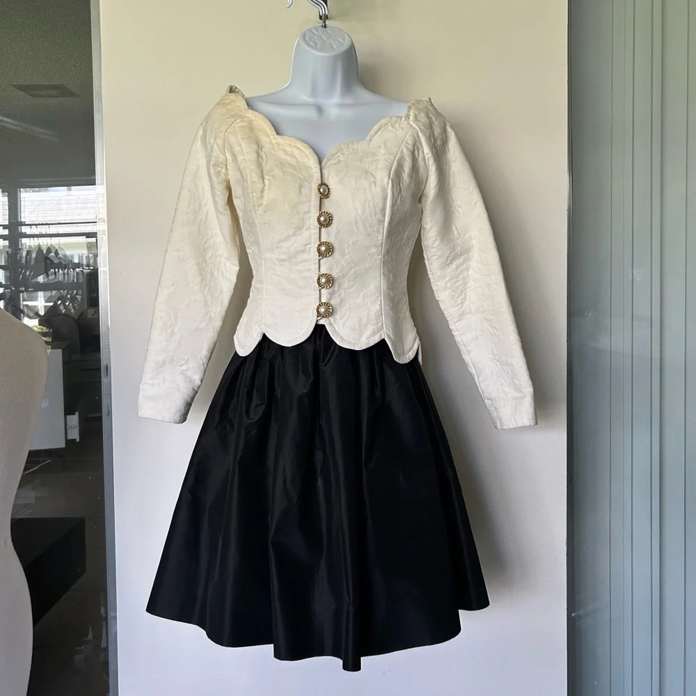 Belleville Sassoon Lorcan Mullany vintage 90s 2 pieces skirt set evening  Size 6